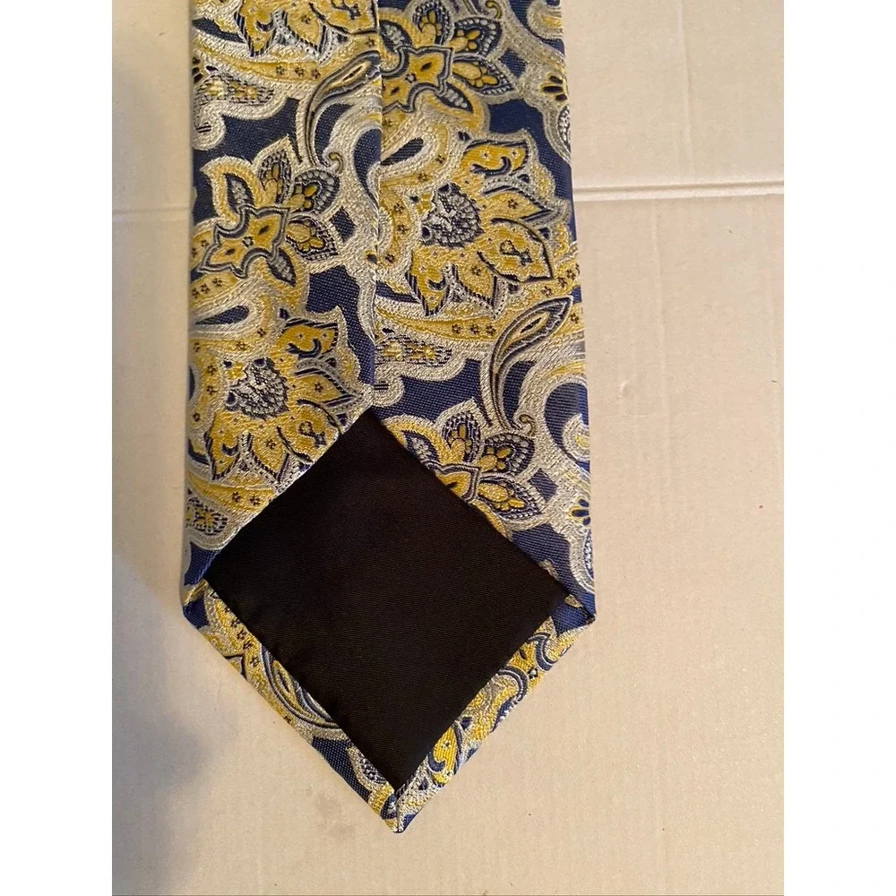Dockers Mens Navy Blue Gold Paisley Floral Polyester Necktie Tie